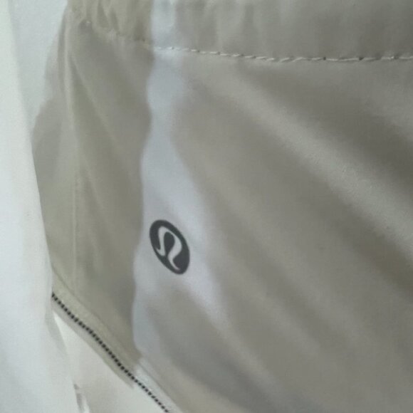 Lululemon White Windraker Hooded Jacket Size 4 /05 - Picture 4 of 5